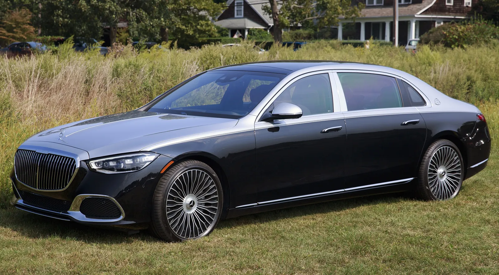 Mercedes-Maybach S 580, przód z boku